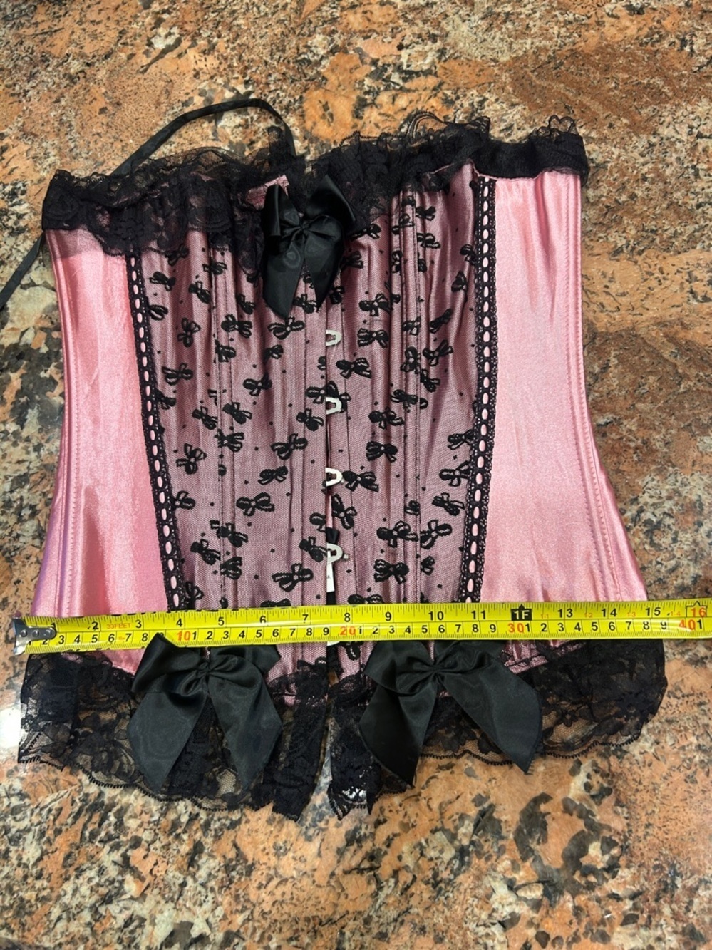 Vintage Corset Size Large Satin Pink & Black Lace & Bows Details. - Picture 10 of 11